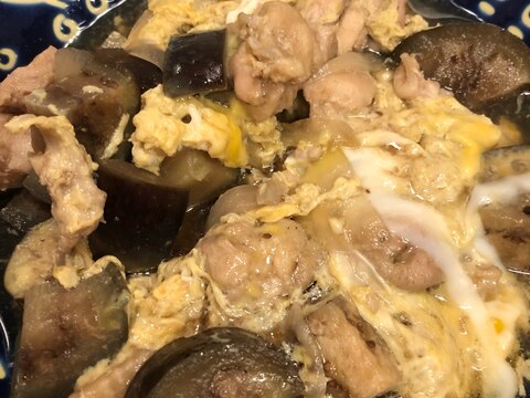 しょうが風味♪鶏肉とナスの卵とじ^_^